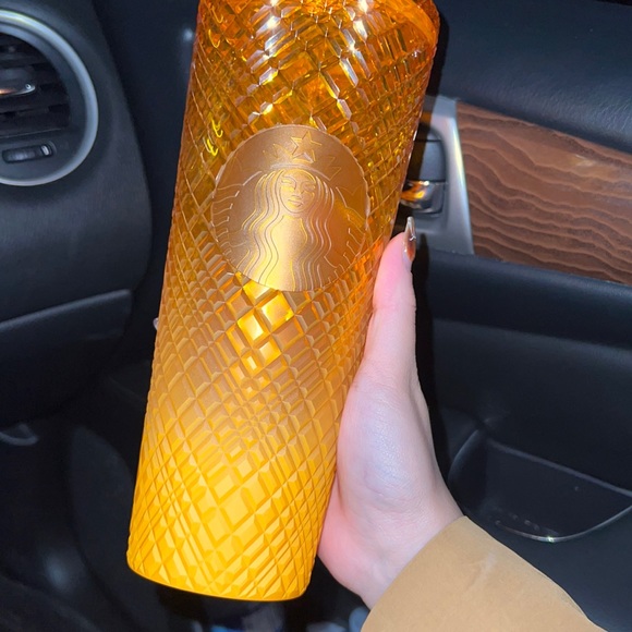 MANGO JEWEL STARBUCKS TUMBLE - Picture 1 of 3